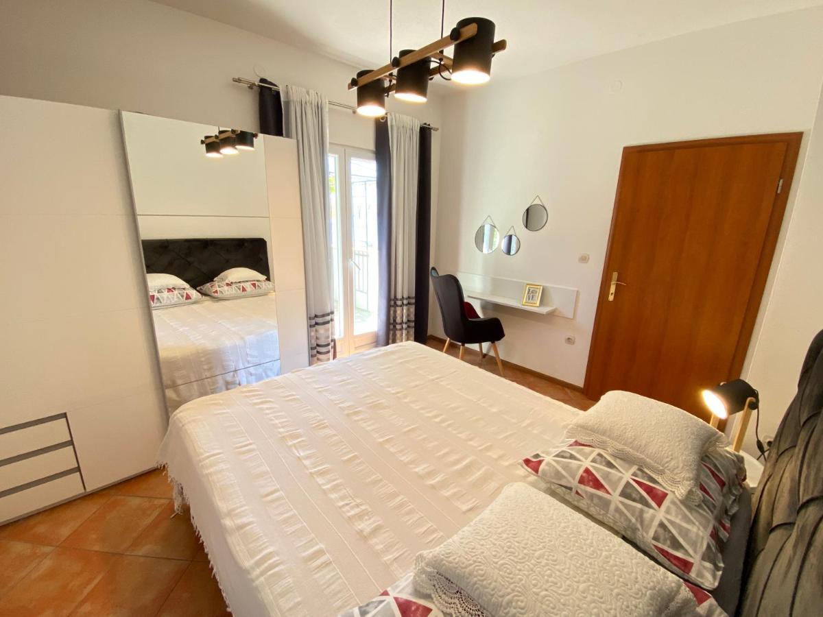 Apartments Tomi & Ivana Trogir Kültér fotó
