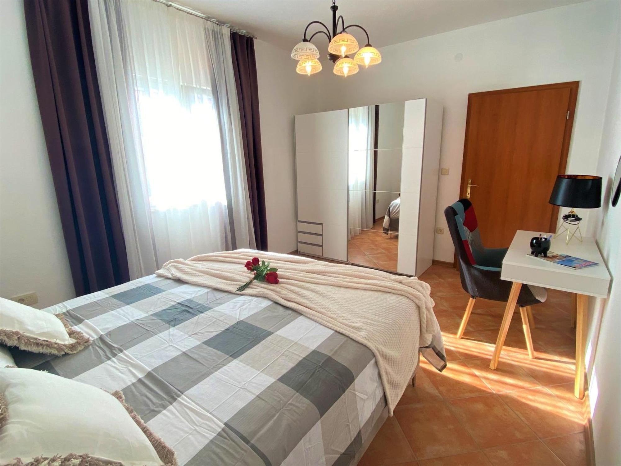 Apartments Tomi & Ivana Trogir Kültér fotó