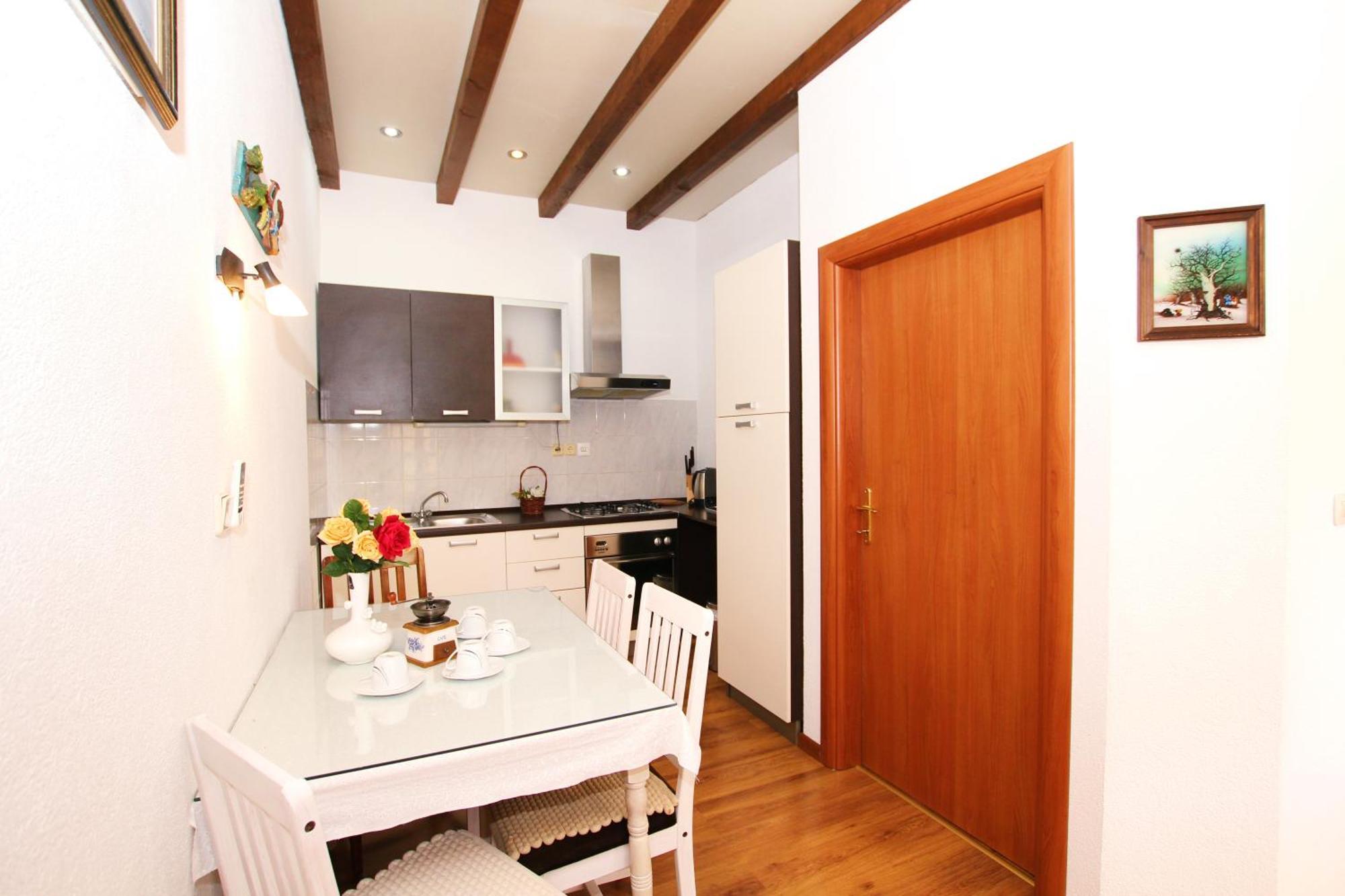 Apartments Tomi & Ivana Trogir Kültér fotó